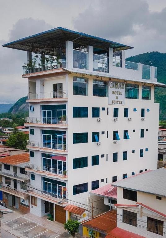 Caruzo Hotel